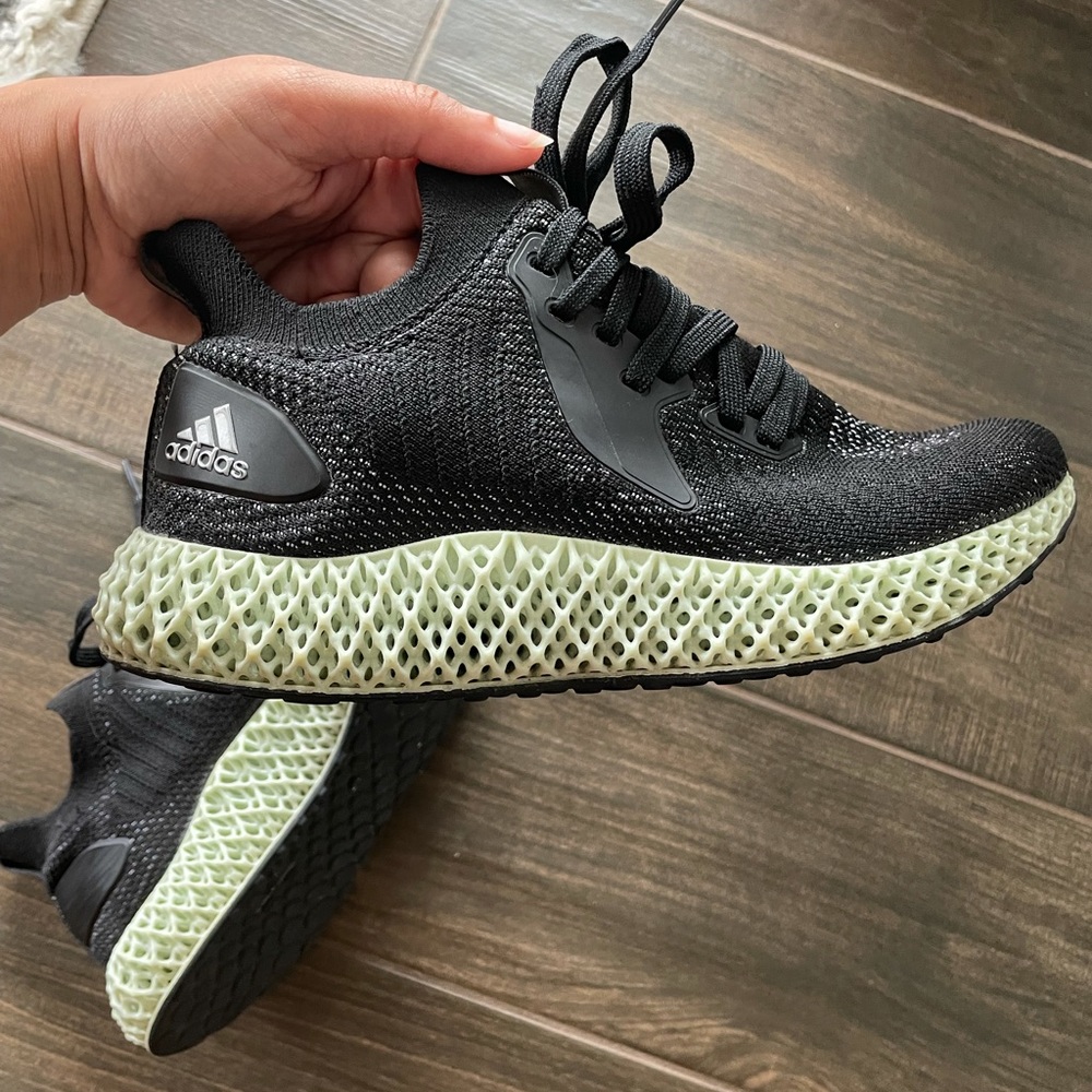 Like New Adidas Futurecraft 4D sneakers